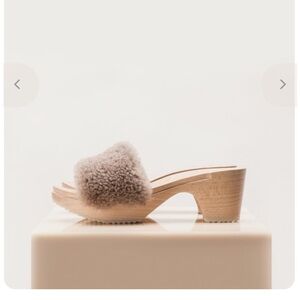 ZUZII Los Angeles Garmentory Genuine Shearling Sandals Mauve Size 36 US 6 NWOB